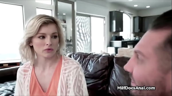 Horny housewife wants anal from the coach 