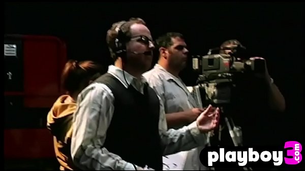 Sexy babes showet big dildoes 