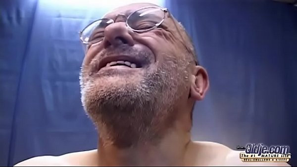 Brunette wife cheats with ugly old big-dicked fotographer