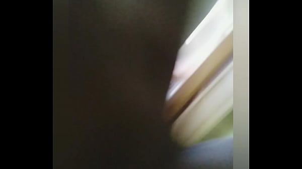 Mi esposa sali&oacute; y me cojo la empleada  