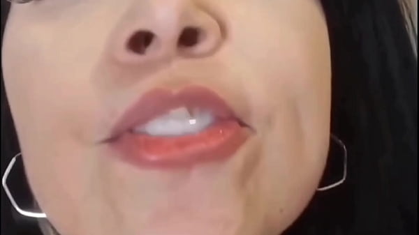 Barbie, alem&atilde;o tatuador 