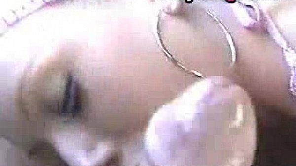 Euroslut blondie backseat blow - sex video