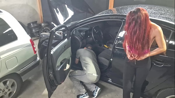 Novinha leva carro no mec&acirc;nico e levou pau