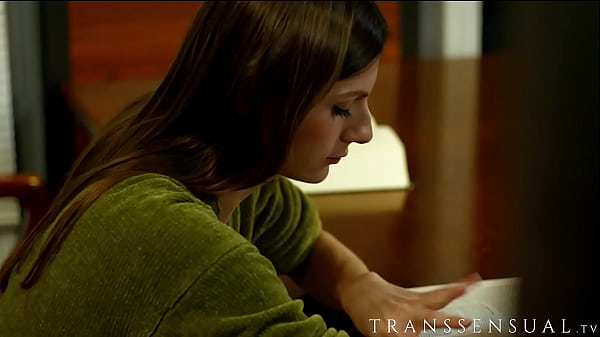 Zona silenciosa No con esa mamada trans descuidada en la biblioteca