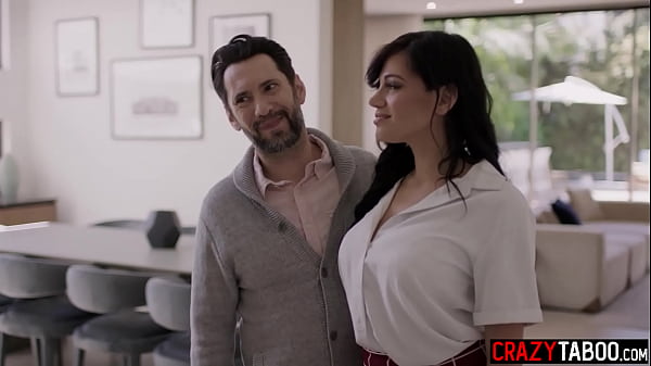 Big ass MILF Lilly Bell seduced client and swallowed his cock before hardcore pussy fucking