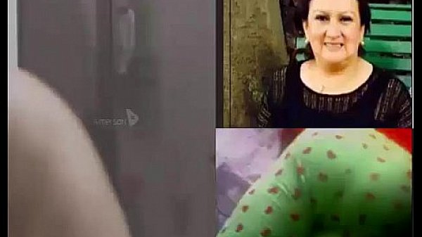 Espiando a mi t&iacute;a pedorra