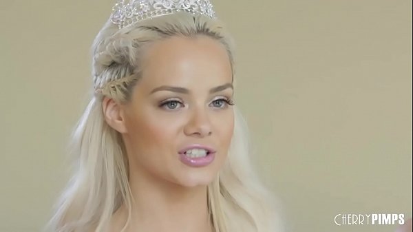 Hot babe Elsa Jean is interviewed and crowned Cherry of the Year