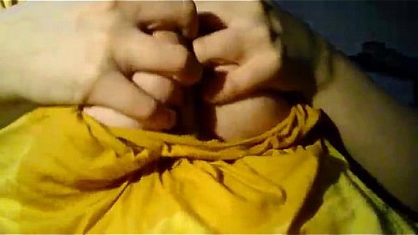 Jugando con mis senos 