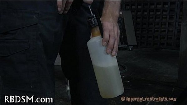 Hardcore toy pleasuring for hottie