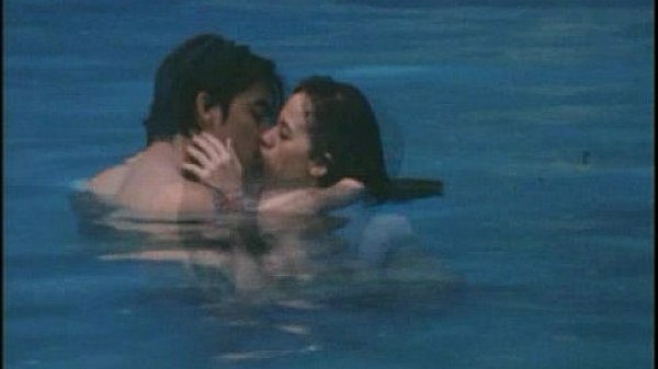 Belinda Bright-She Walks By Night