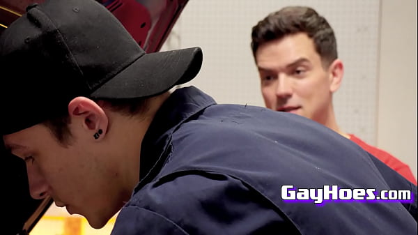 Hunky Mechanic Gets Fucked