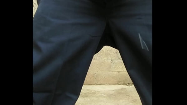 Me la jale a falta de culo 