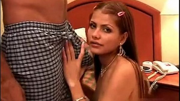 Aria Lopez Bogotana, Latina  