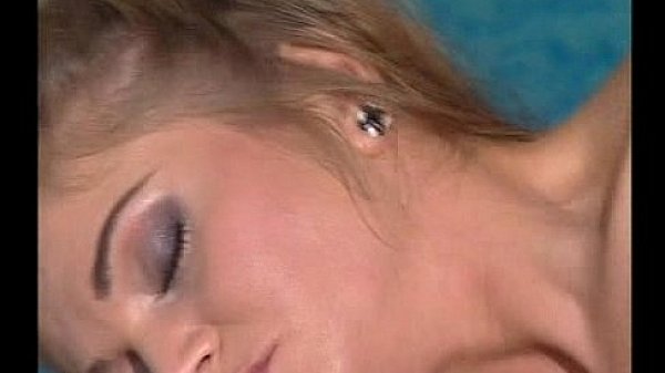 Maya Gold - Love Sick  