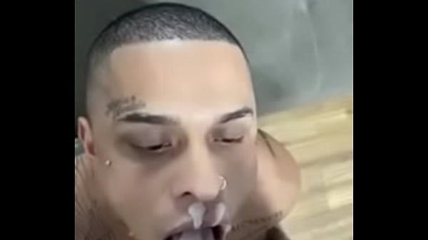 Ela pediu pra goza na minha boca 