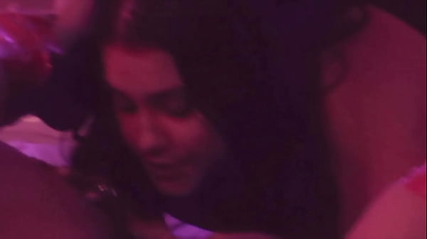 Irresistible Feet For The Pleasure Of Rotten Venus and Agatha Mama - Dirty Version