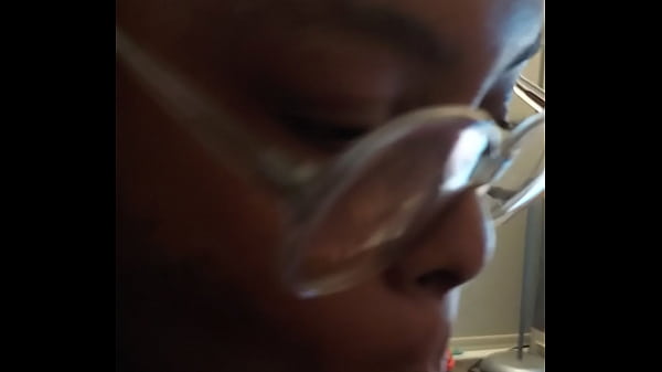 Fingering her pussy while getting some head