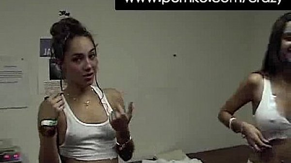 Chicks go wild on the Beach  