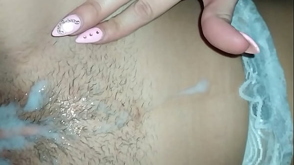 Una buena corrida en el co&ntilde;o de la cuarta de mi novia