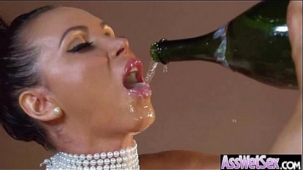 Sluty Big Butt Girl (nikki benz) Get Oiled And Hard Anal Banged movie-26 