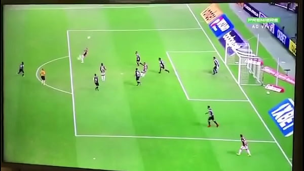 URUGUAIO METENDO NO ULTIMO MINUTO