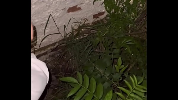 Fudendo e mamando o h&eacute;tero dotadao na esta&ccedil;&atilde;o de metro