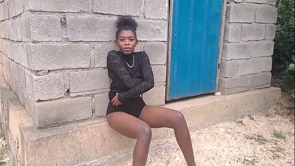 Nice pussy try not to cum, masturbate in bush  