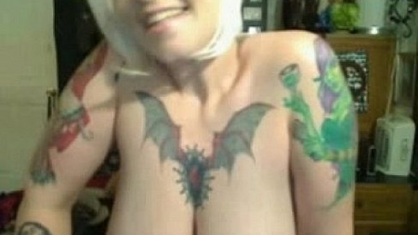 Big tits blonde with tattoos teasingg