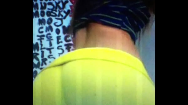 MAMASITA  CON BUEN CULO