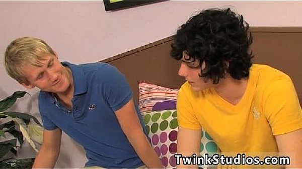 Sexy men Hayden Chandler is determined to help his friend...anyway he