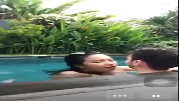 Webcams Amateur Asian Interracial Indonesian During Pool Pool Fuck  