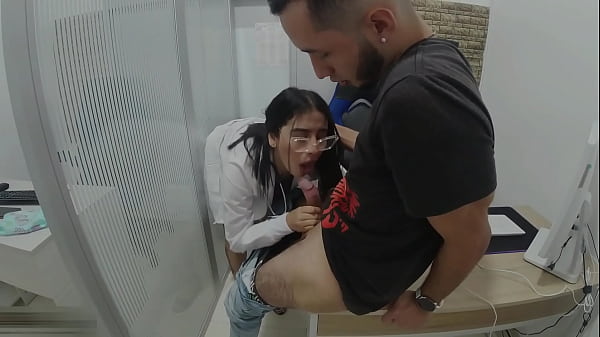 TREMENDO CULO!! RICA COGIDA A LA NOVIA INFIEL DE MI AMIGO 