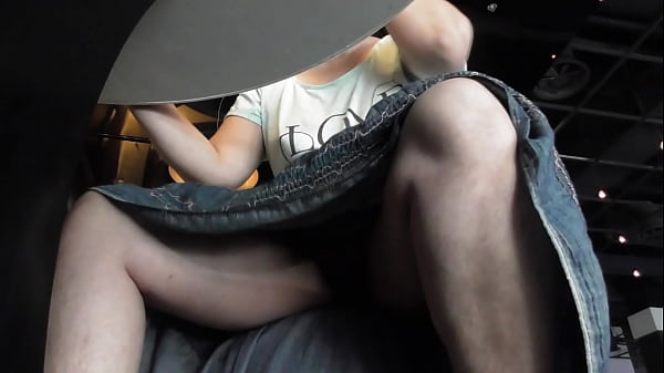 Chubby woman flashing hairy pussy 