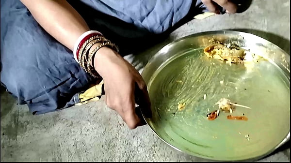 Fucked a lot after feeding the beggar girl I met on the road