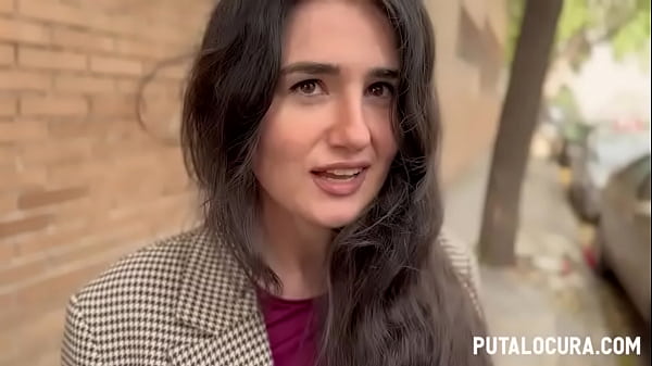 PutaLocura - Pillada a la sensual Laura Hardkinks