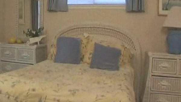 scented kisses and farah fox threesome