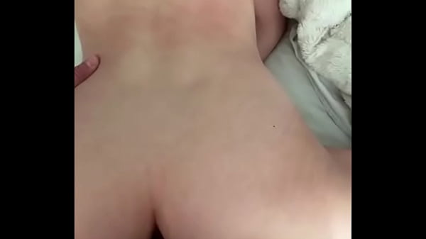 rica mexicana en cuatro cogiendola por su culito 