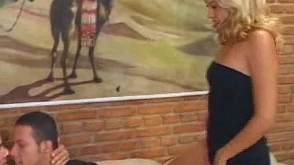 Bisexual Sandwich with Sour Cream!