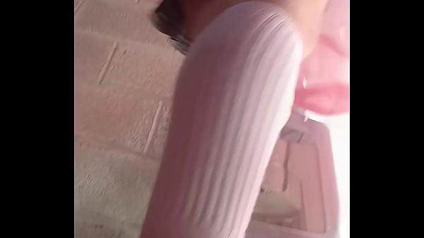 ense&ntilde;a toda la tanga la estudiante le hago un bajo falda