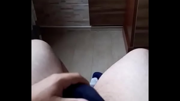 Cheio de tesao provocando os passivos