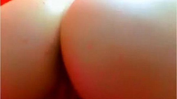Latina With A Nice Ass Masturbates