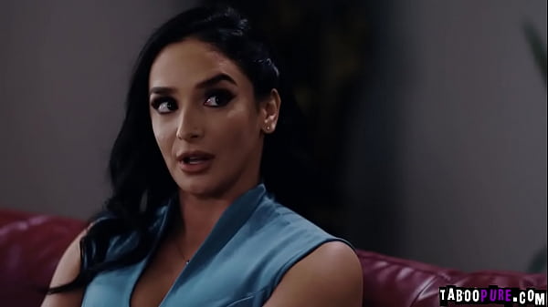 Sheena's sexual appetite gets double penetration