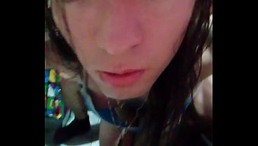 transgenero castigada graba a escondidas en cuarto cita por incumplida