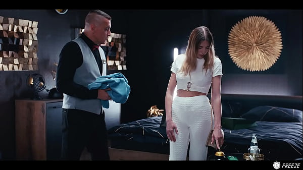 Time Stop Freeuse Roleplay - Hotel Staff Freeze Fucks Blonde Guest Fanta Sie and Sucks Her Tits