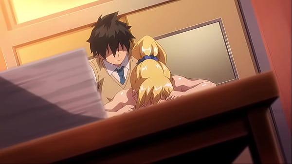 Hermanastro le da un premio a su hermanastra