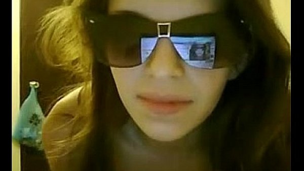 Sunglasses teen live