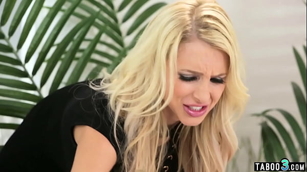 Angry cougar wife r. fuck with a stranger  