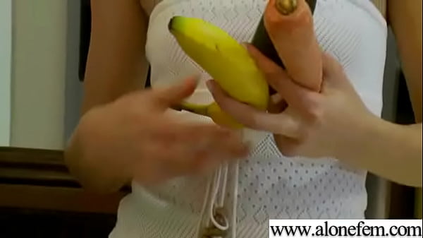 Solo Amateur Girl Masturbate In Front Of Camera video-35