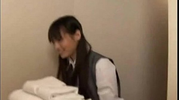 Asian cleaning lady gets creampie