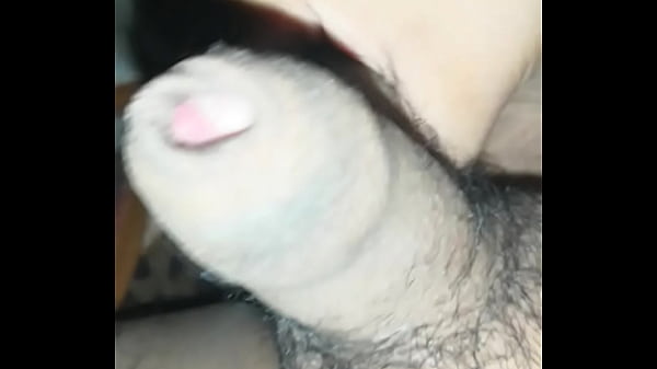 Tocandome la verga rica 